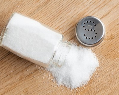 Estudo: portugueses consomem sal a mais