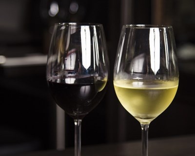 Associação de produtores de vinhos contesta proibição de venda de bebidas alcoólicas após as 20 horas