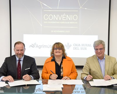Caja Rural del Sur e Agrimútuo firmam Convénio das Cooperativas Agrícolas Ibéricas