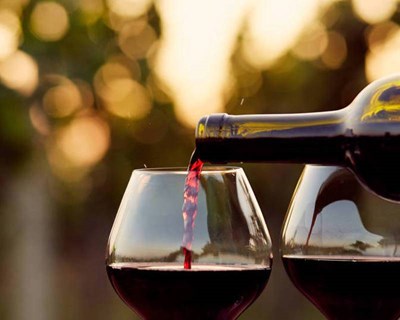 Covid-19: Bruxelas anuncia medidas de apoio ao setor do vinho