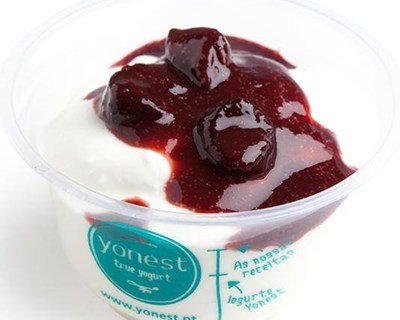 Já chegou ao mercado o primeiro iogurte feito com cerejas do Fundão