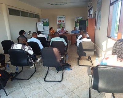 AJAP - Moz, AJAP - Pt, FENAGRI e seis empresas da distribuição de fatores de produção lançam Academia - Agro em Moçambique