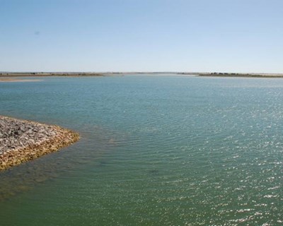 Albufeira do Roxo recebe pela primeira vez água do Alqueva para abastecimento e rega