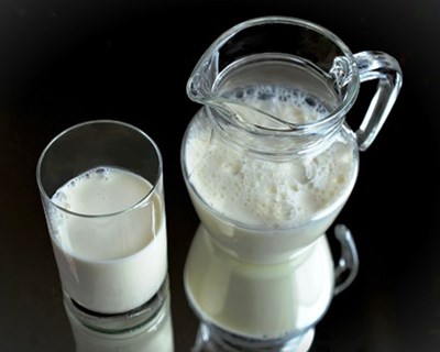 Consumidores solidários com produtores de leite