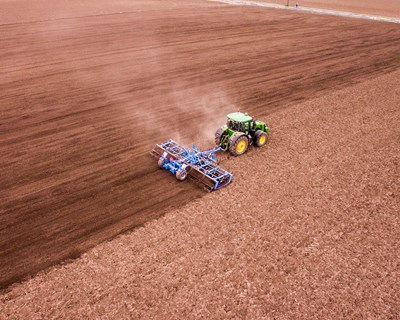 Criadas 32 298 novas empresas este ano em Portugal, mas setor agrícola continua a registar queda