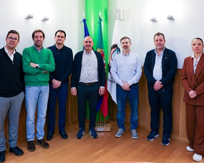 Politécnico da Guarda vai transformar cerejas, pêssegos e mirtilos em suplementos alimentares