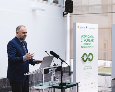 Projeto REiNOVA_Si apoia 32 empresas agroalimentares de Portugal e Espanha