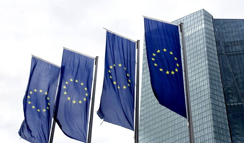 UE