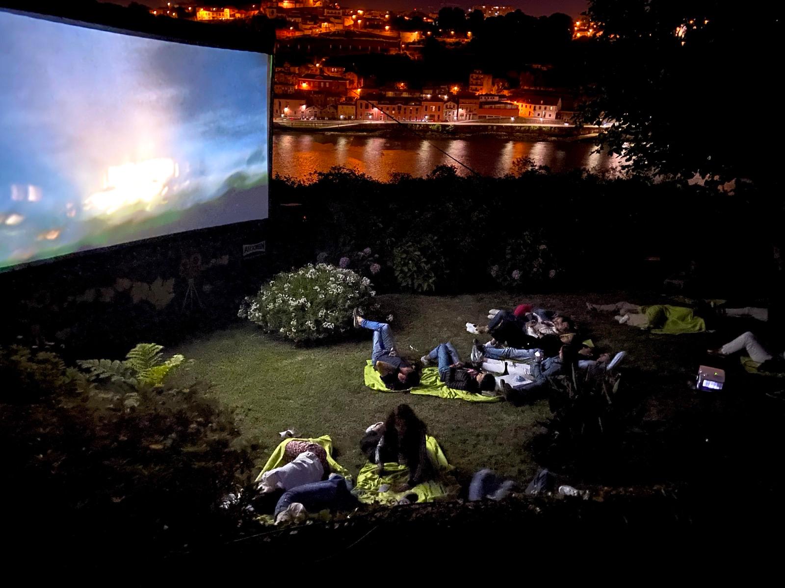 cinema no jardim